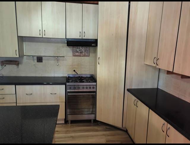 4 BEDROOM PROPERTY TO RENT IN NORKEM PARK